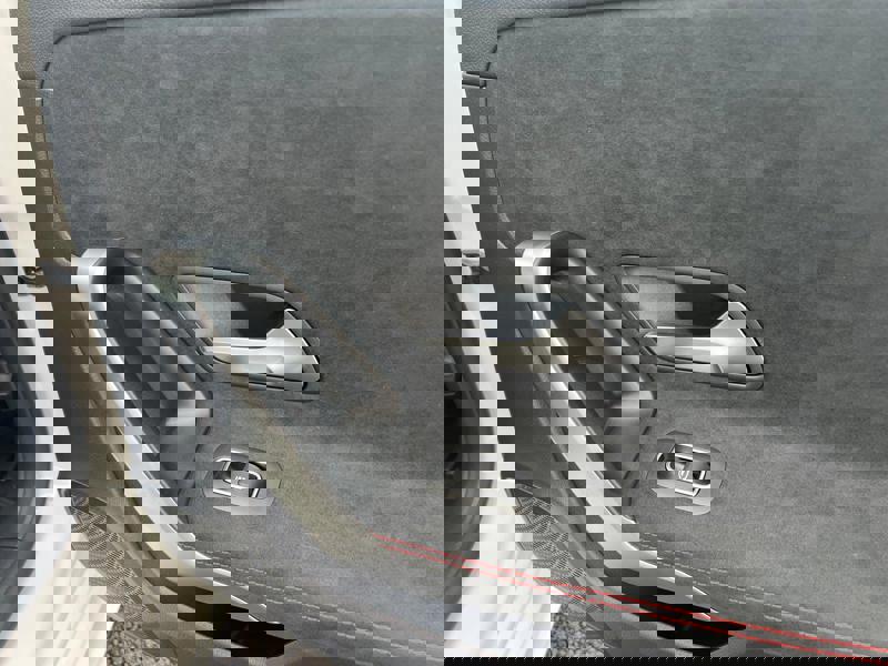 Image Mercedes-Benz CLASSE A A 200 Compacte AMG Line 